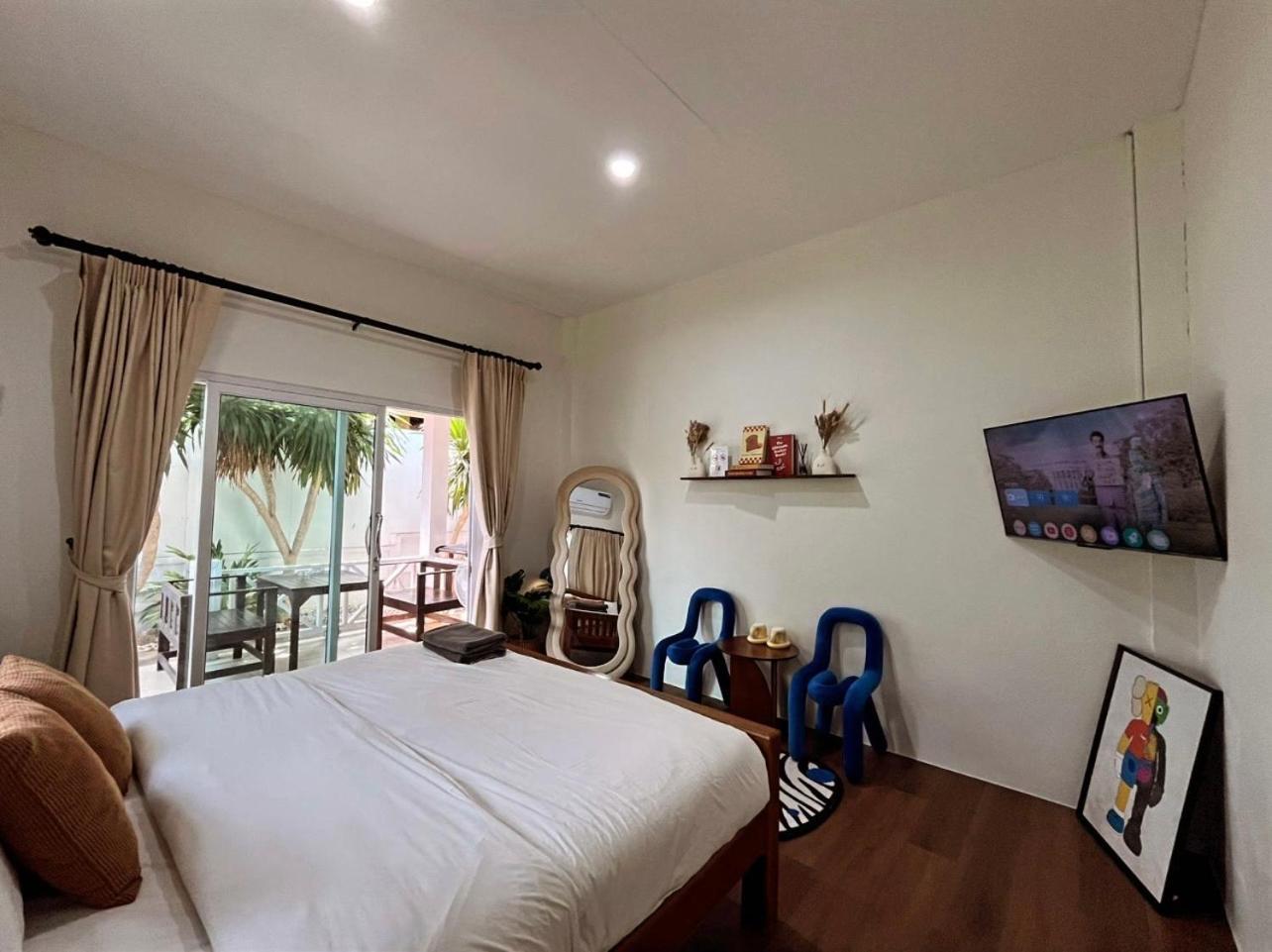 Sawaddeethaweesuk At Kohlarn Apartment Room photo